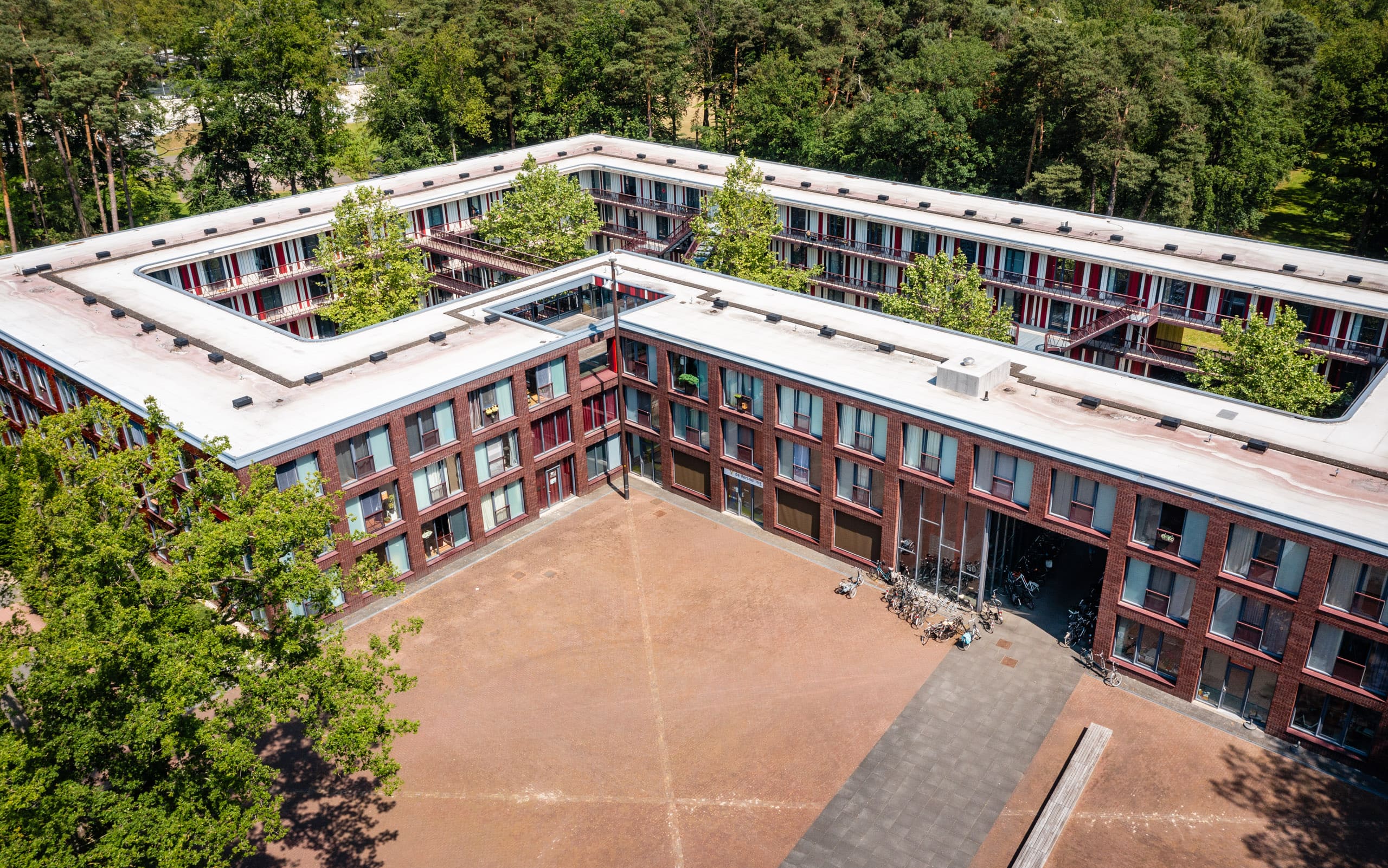 Calslaan 6030, Enschede